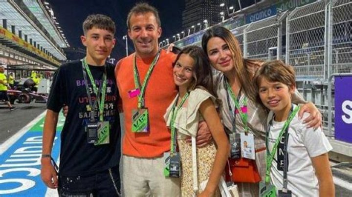 Del Piero Wife: Exploring the Life of Sonia Amoruso