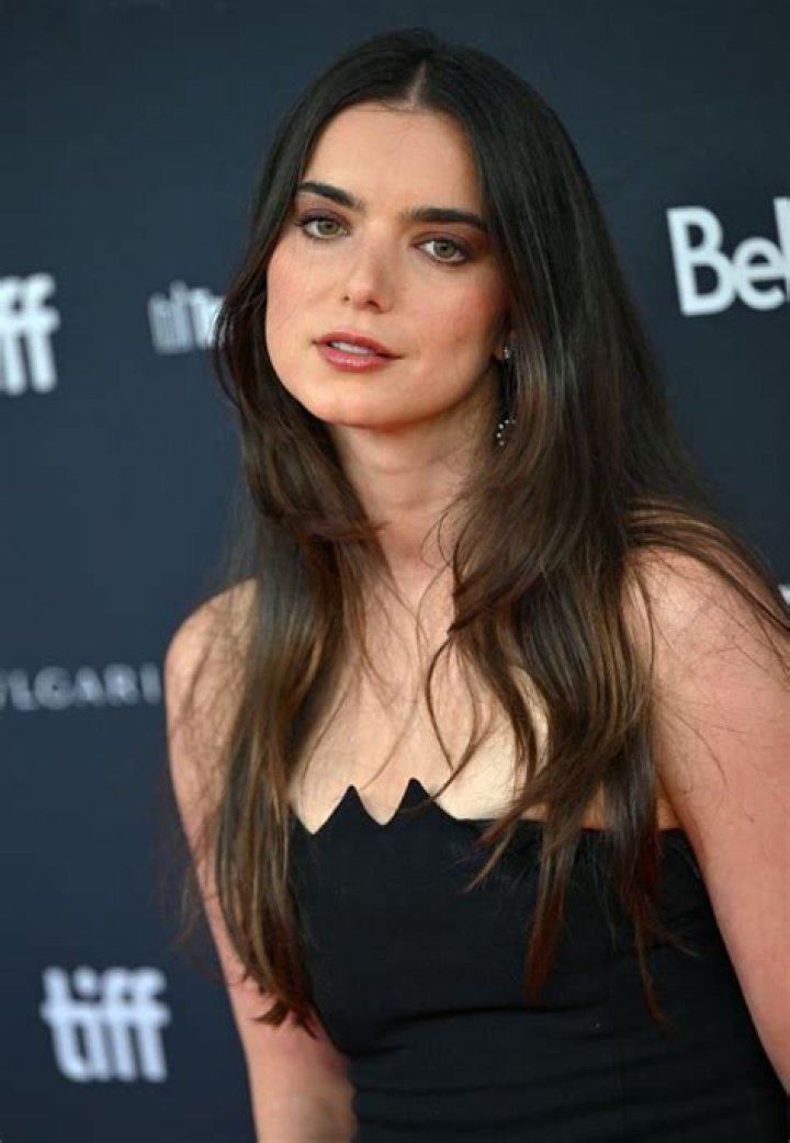 Dylan Gelula: The Rising Star of Hollywood