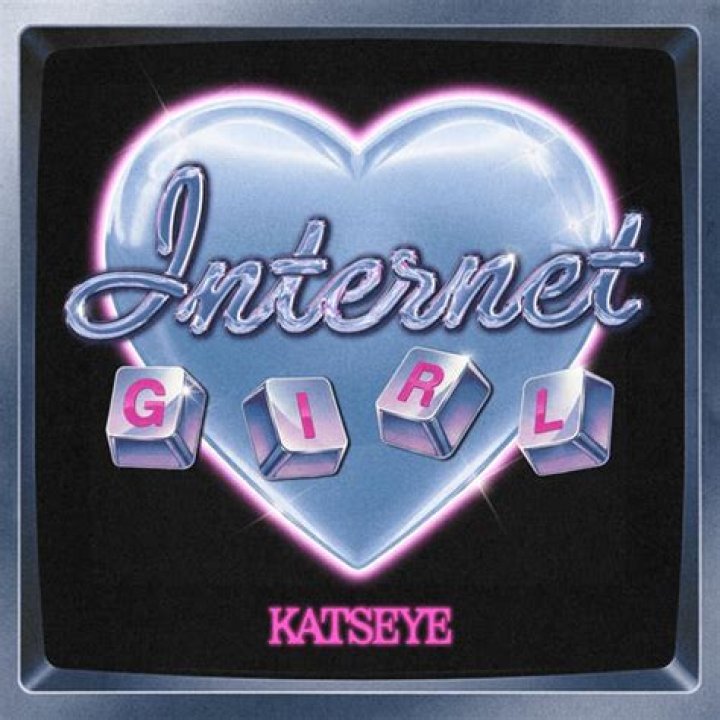 KirstenTooSweet of Leaks: The Rise of an Internet Sensation