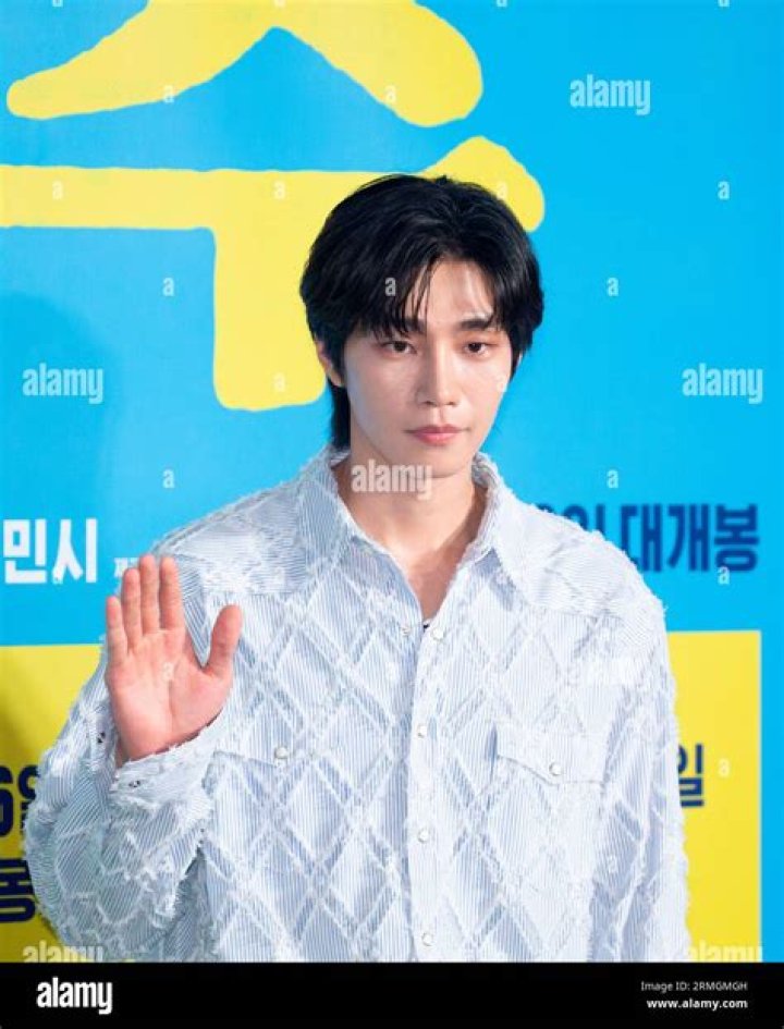 Meet the Respected Father of Talented Actor Kim Jae Young