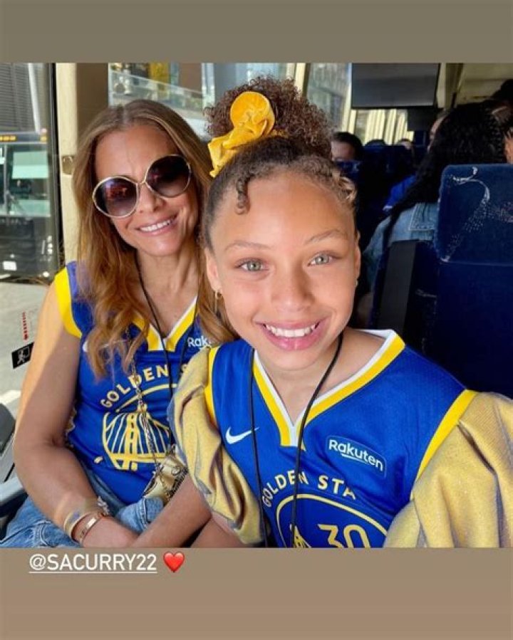 Sonya Curry: Basketball Star's Mother and Inspiration