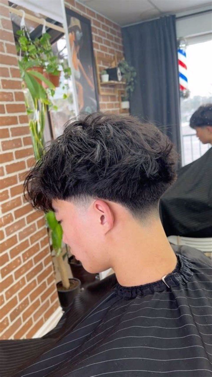 Taper Blowout Haircut: The Ultimate Guide to This Trendy Style