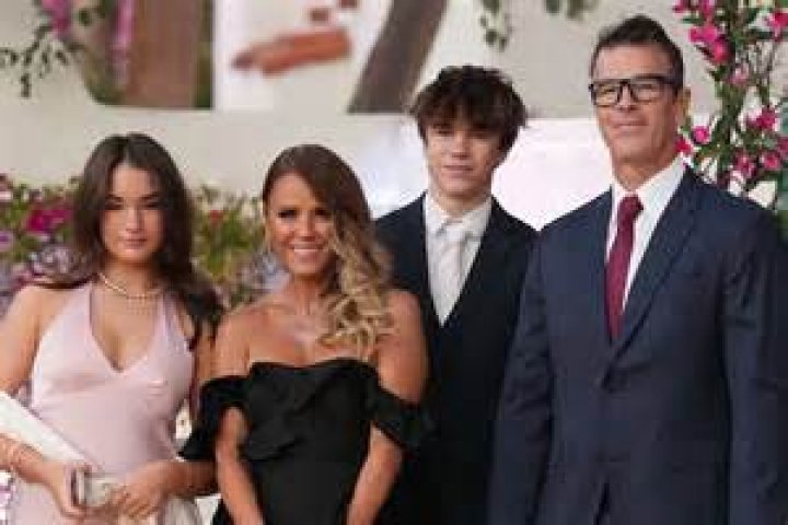 Trista and Ryan Sutter Net Worth: A Deep Dive into Their Journey and Finances