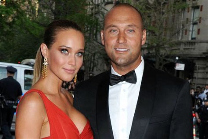 Who is Derek Jeter Married To?